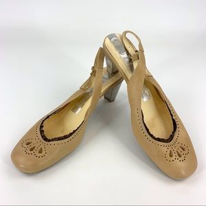 Hispanitas Beige Closed Toe Leather Slingback Heeled Shoes, EU 40